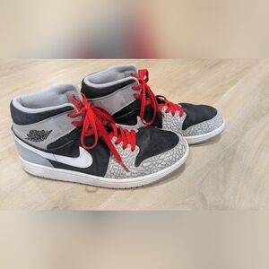 Nike Air Jordan 1 Mid SE Elephant Print Size 10.5 Man